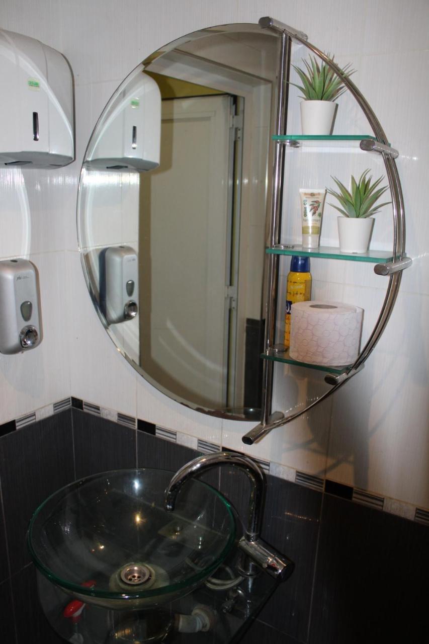 Parkside Getaway - Dianabad Apartment Sofia